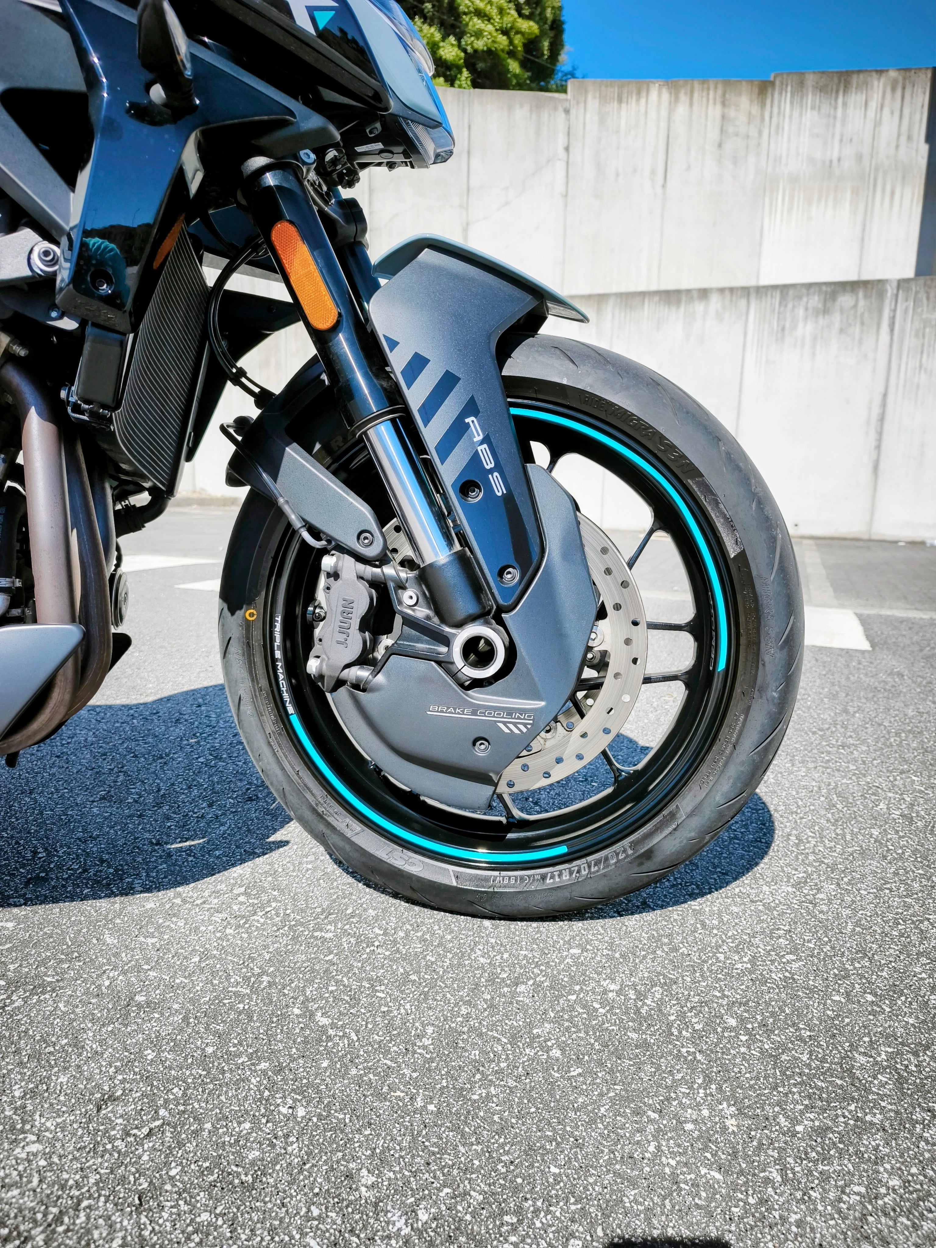 CFMOTO NK 675
