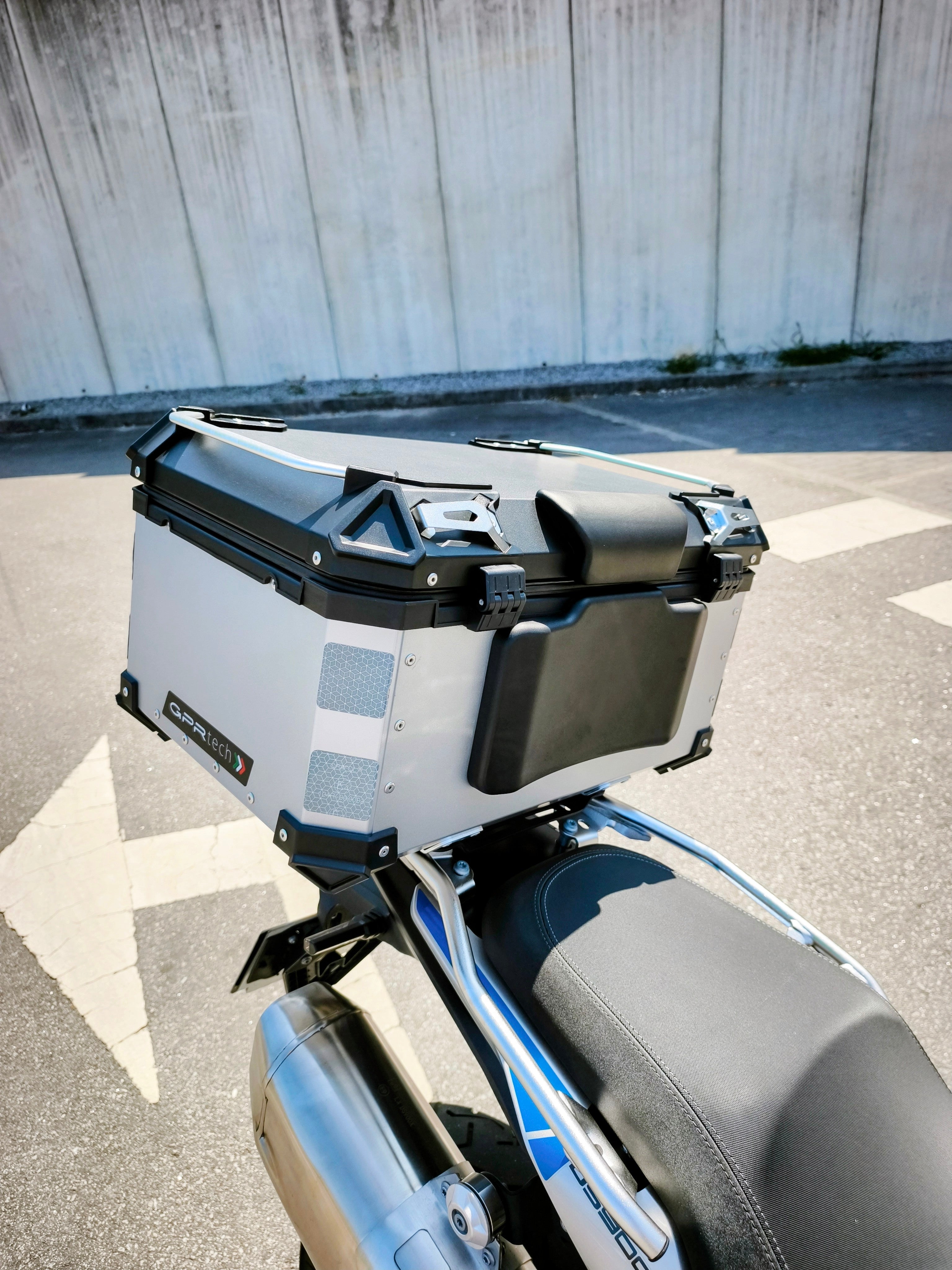 Voge 900 DSX