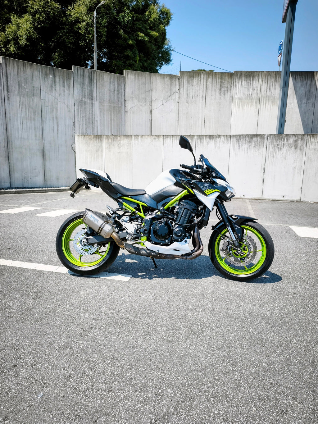 Kawasaki Z900 Performance