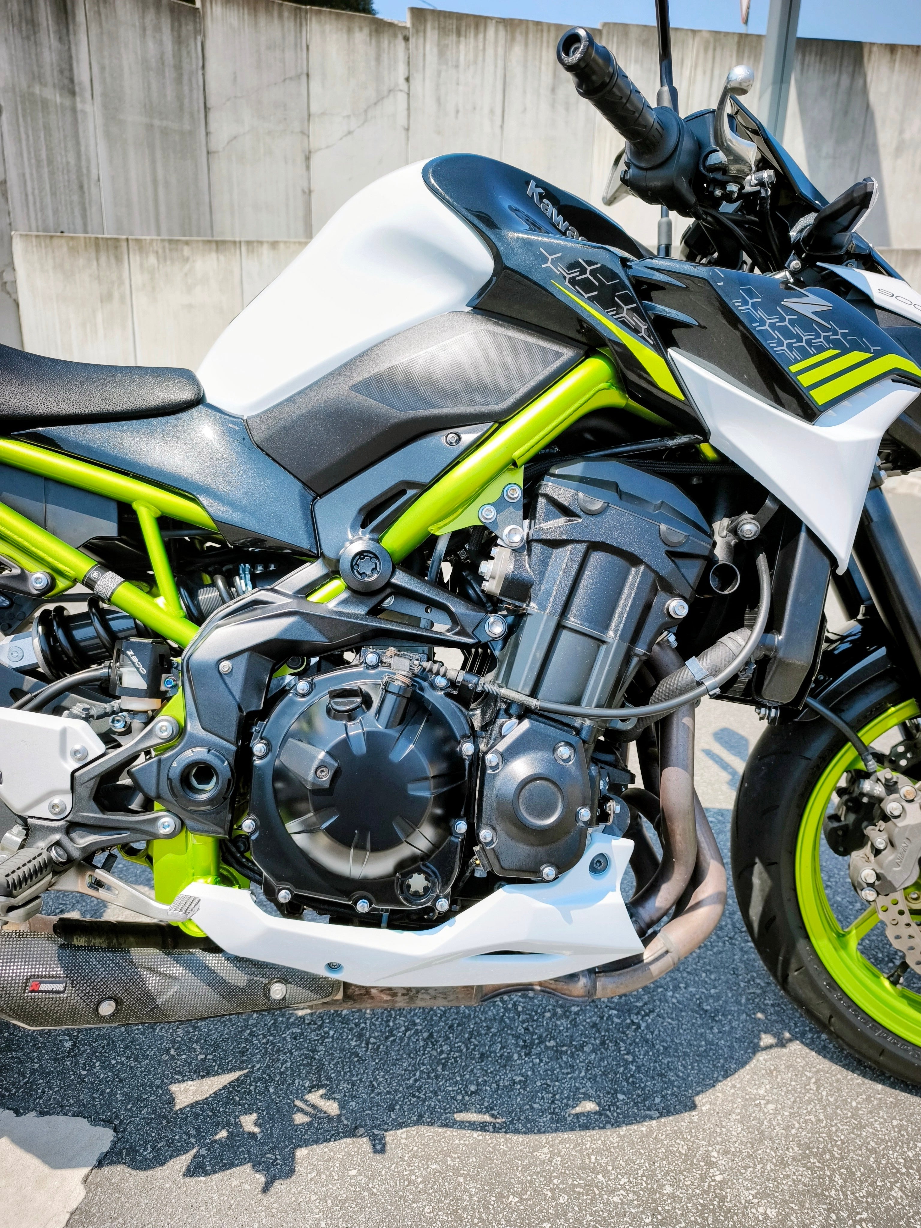 Kawasaki Z900 Performance