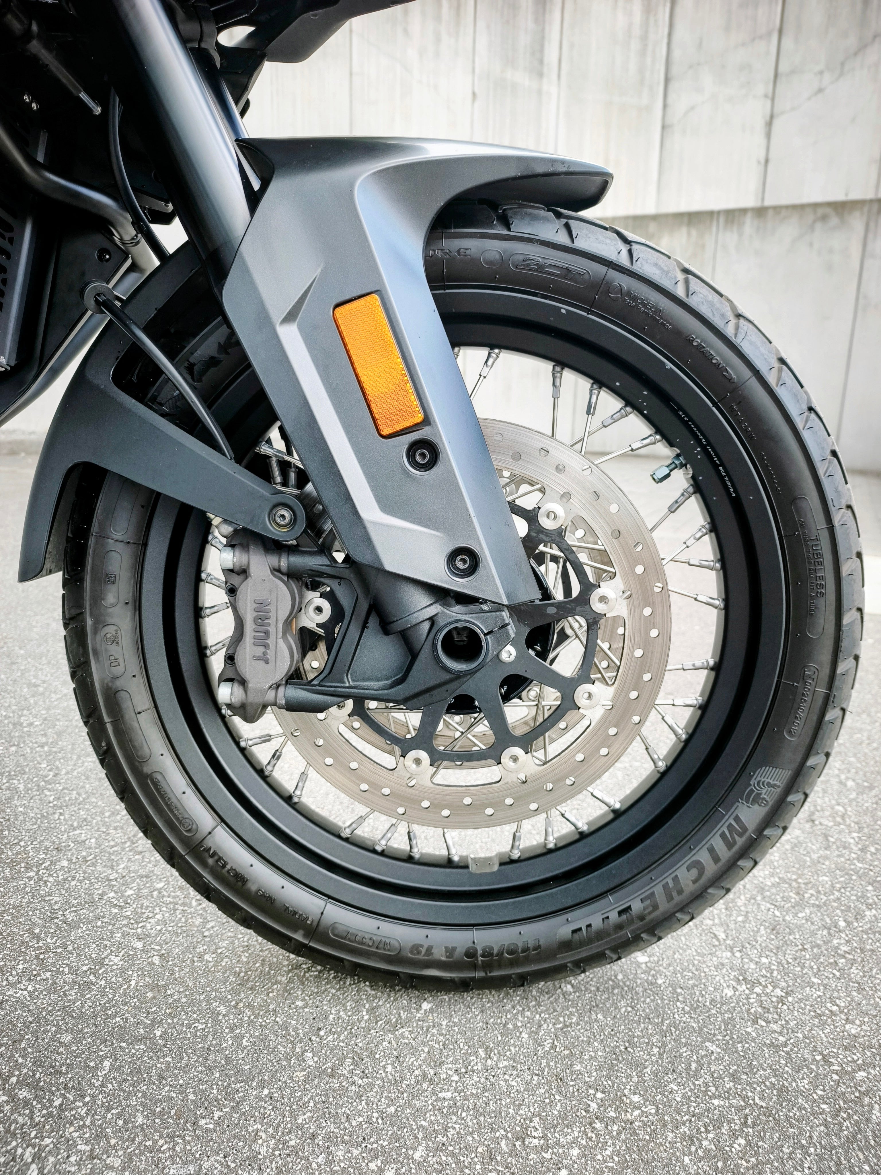 CFMOTO MT 800 Explore