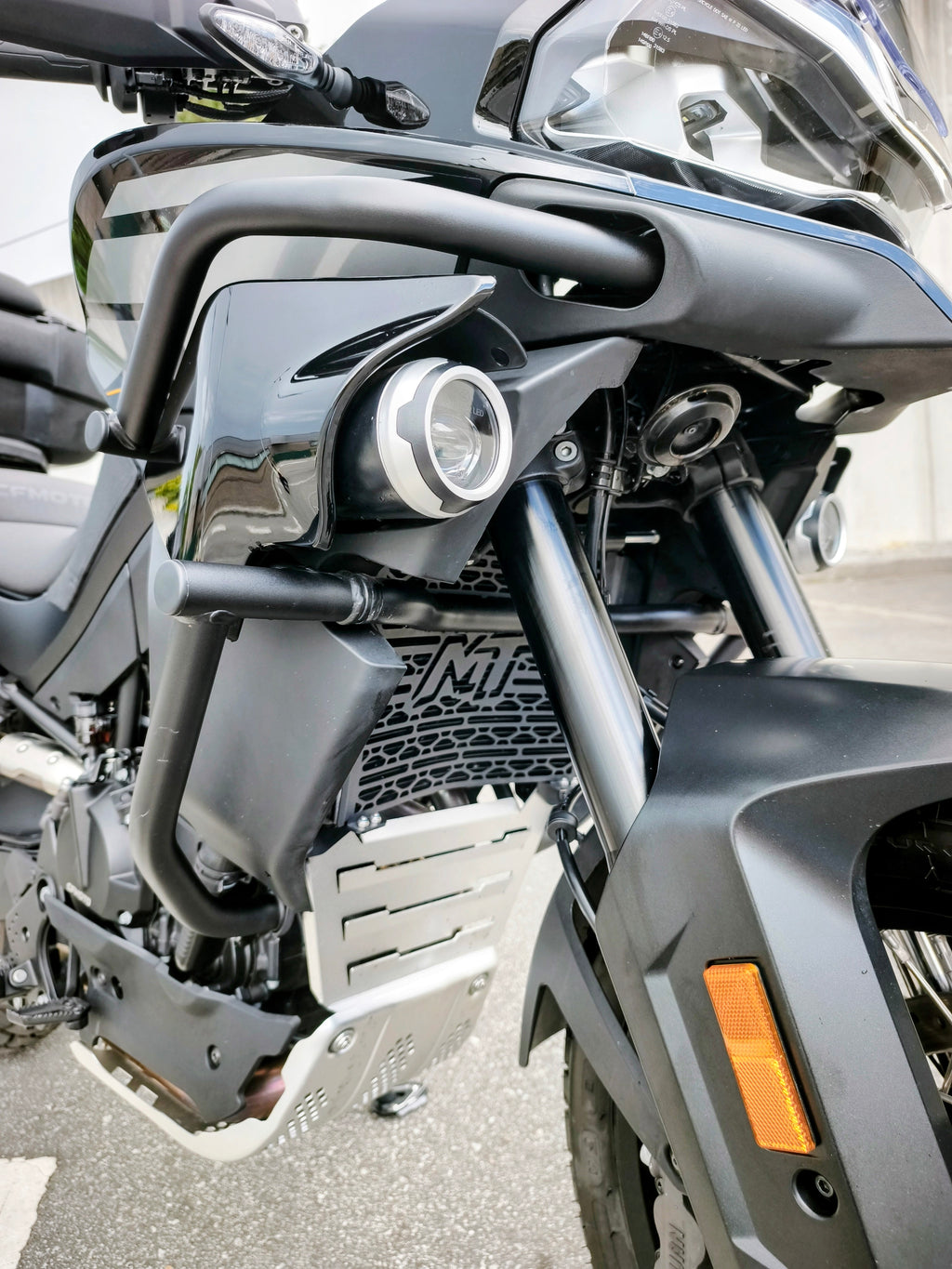 CFMOTO MT 800 Explore