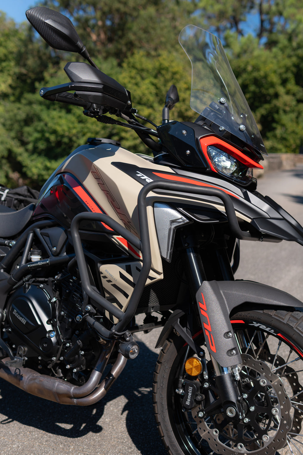 Benelli TRK 702 X