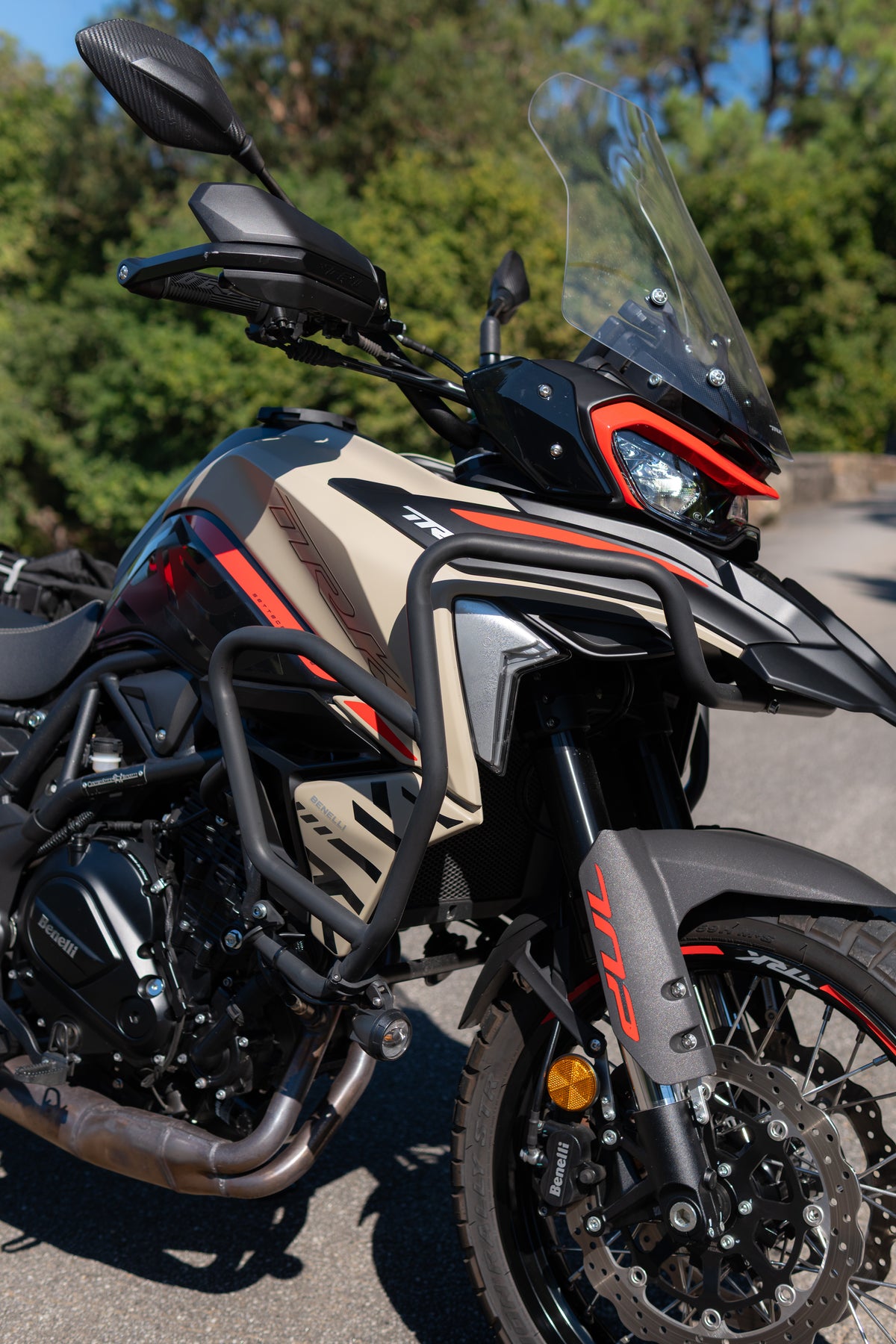 Benelli TRK 702 X
