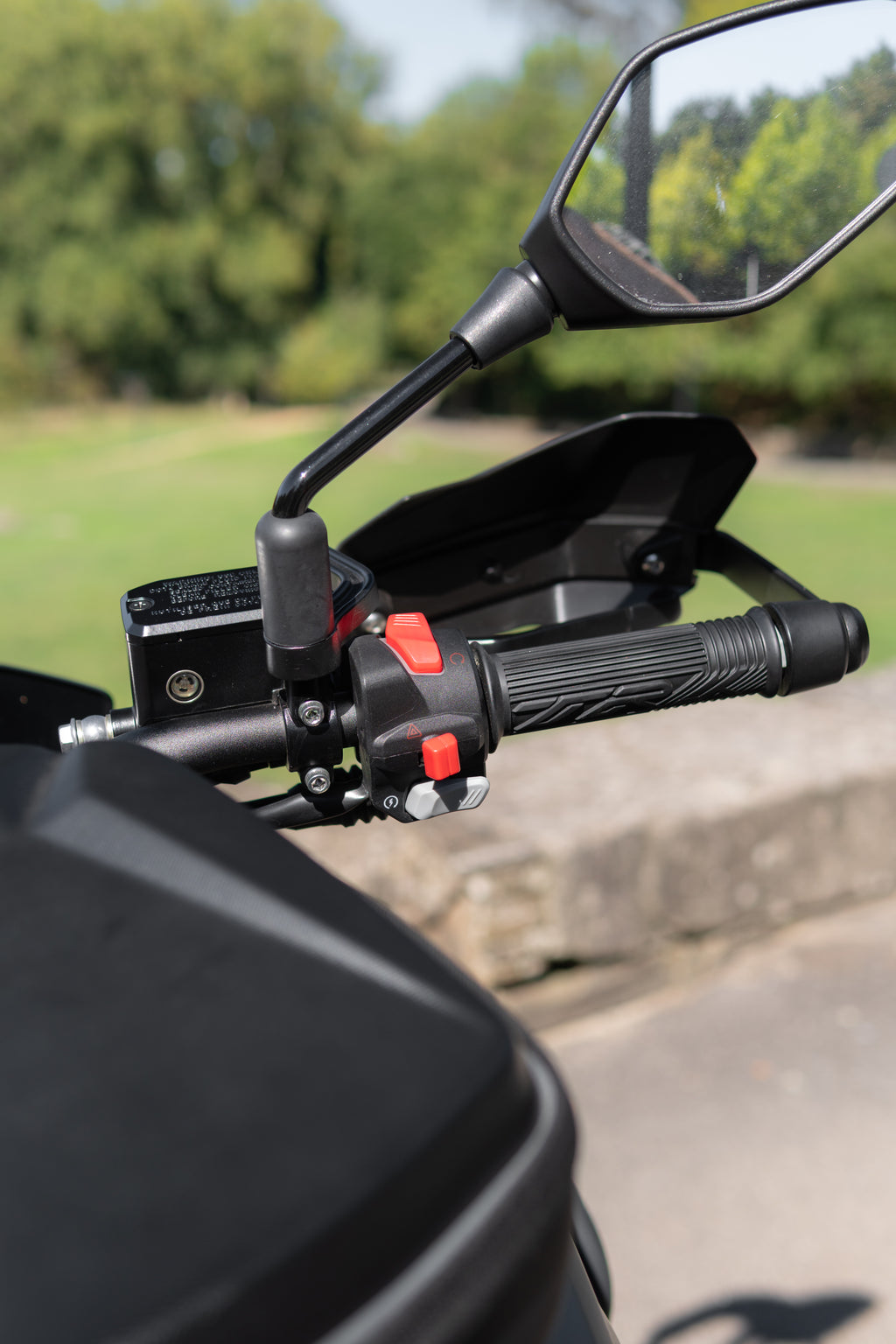 Benelli TRK 702 X