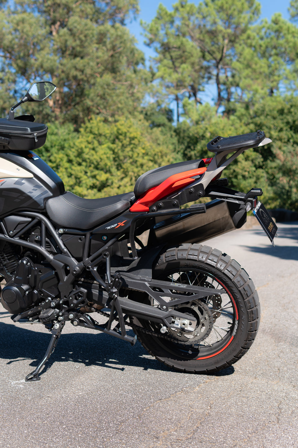 Benelli TRK 702 X