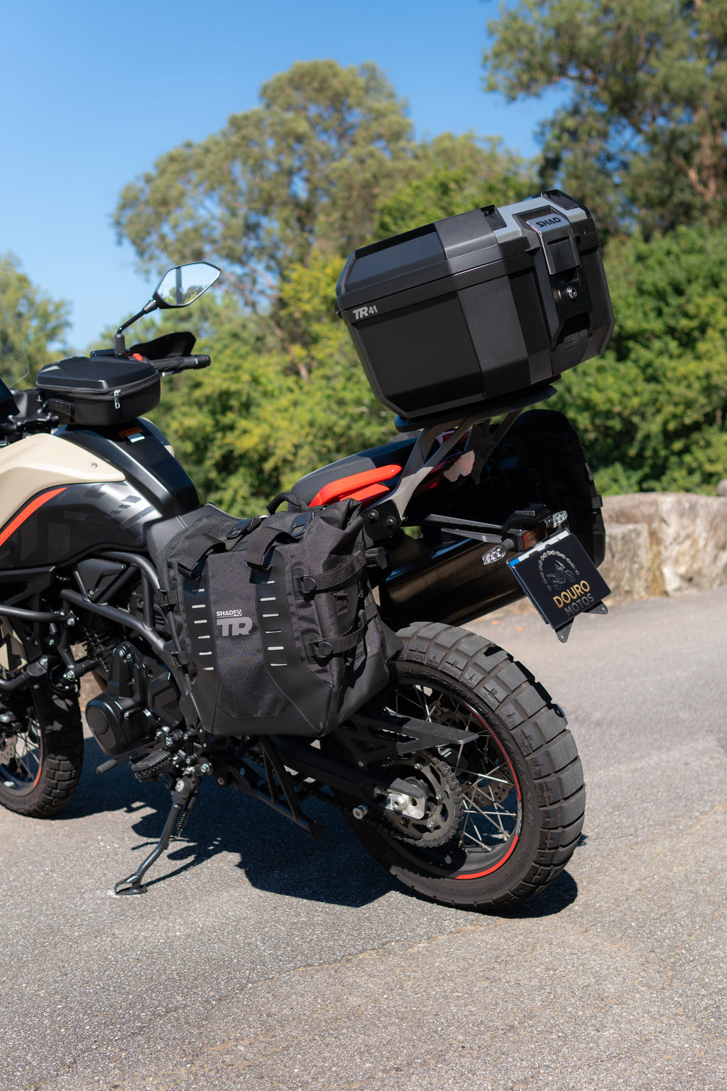 Benelli TRK 702 X