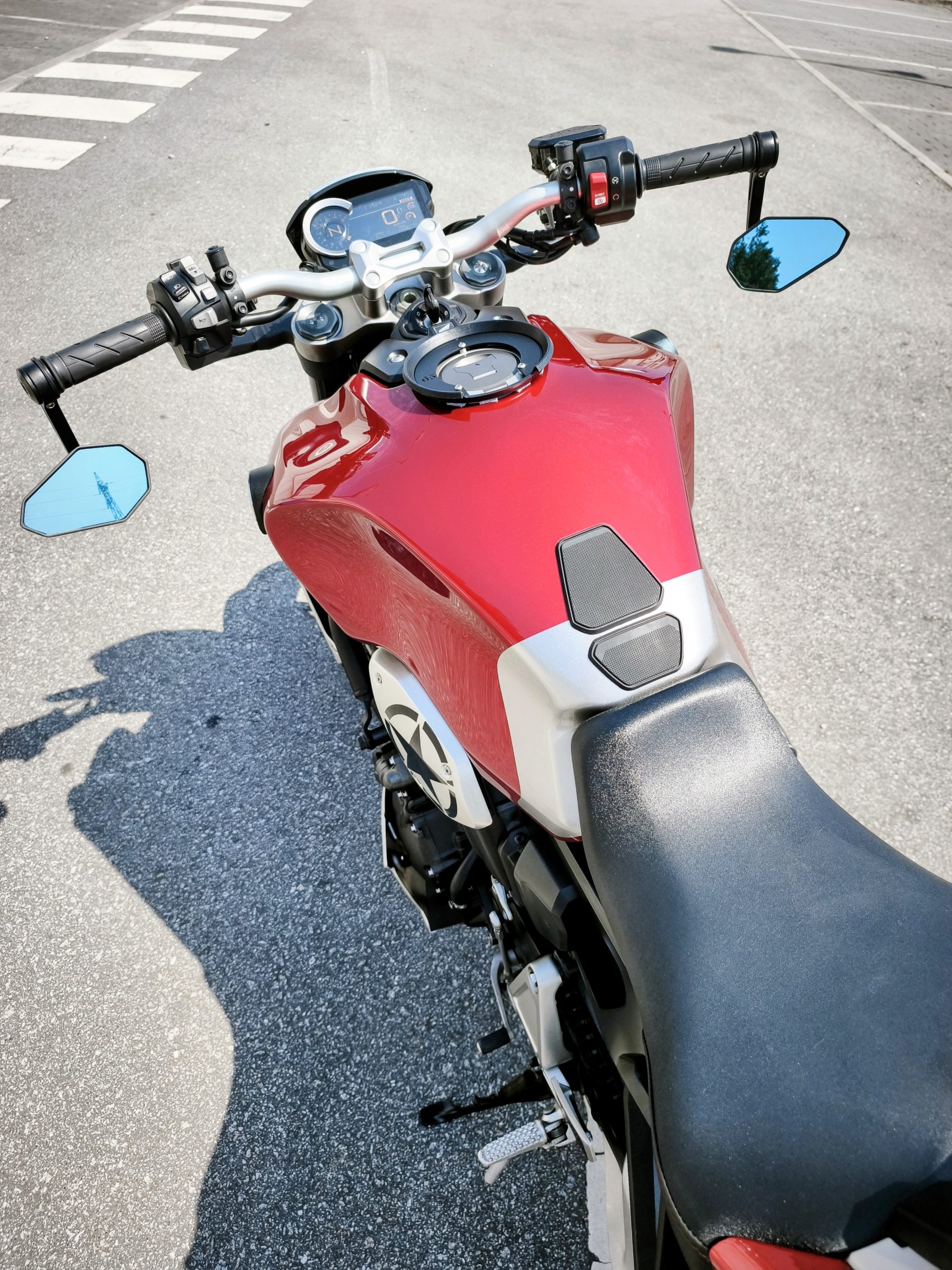 Honda CB 1000 R Neo Sports Café - Image 12